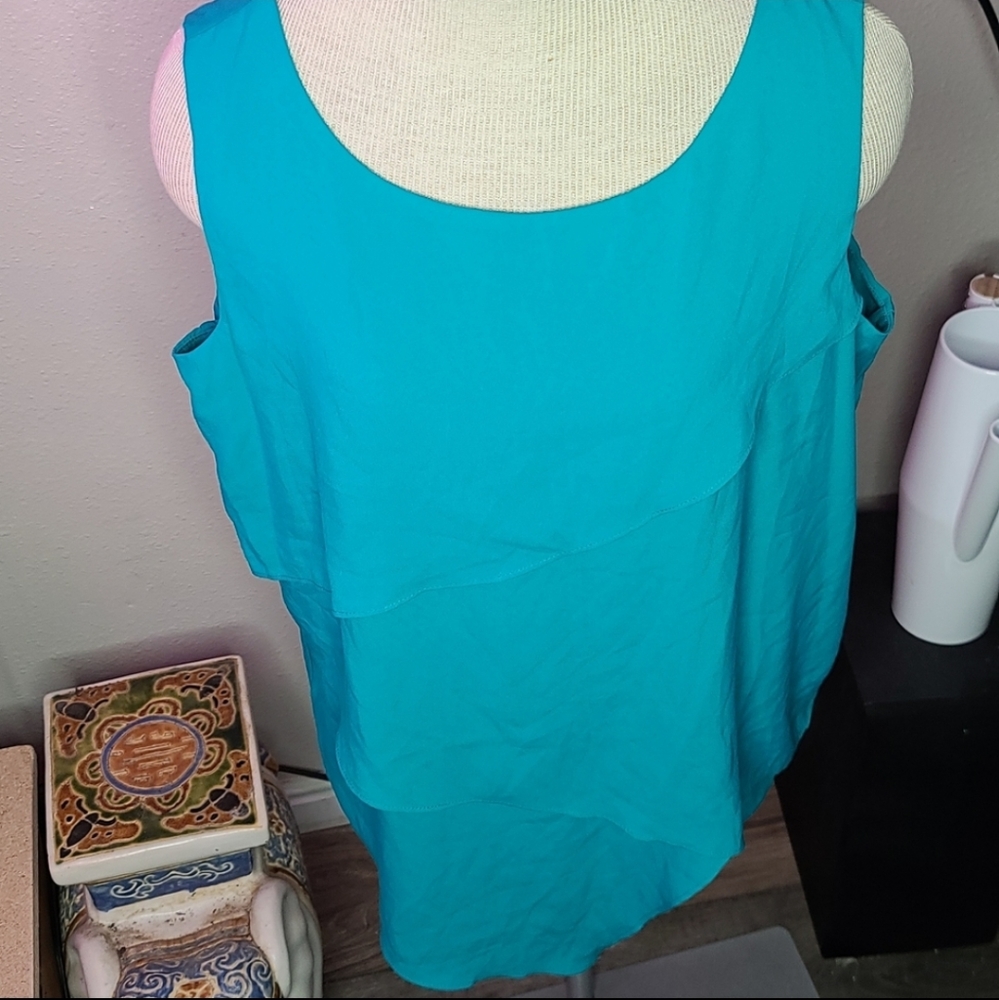 Calvin Klein Long Ruffle blouse - Picture 3 of 7